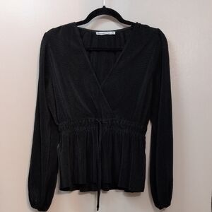 EUC Abercrombie & Fitch Black Textured Blouse, size M